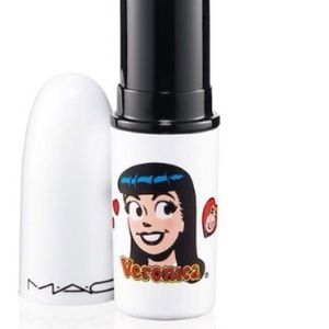 RONNIE RED FOR @CHRISTINAPAPS